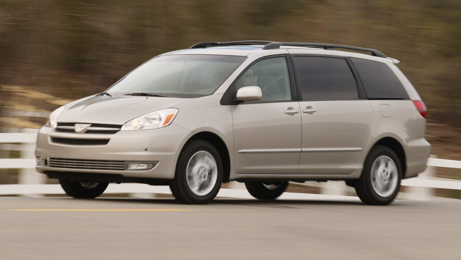Toyota Recalls Sienna For Spare Tire Lexus Gs For Brakes