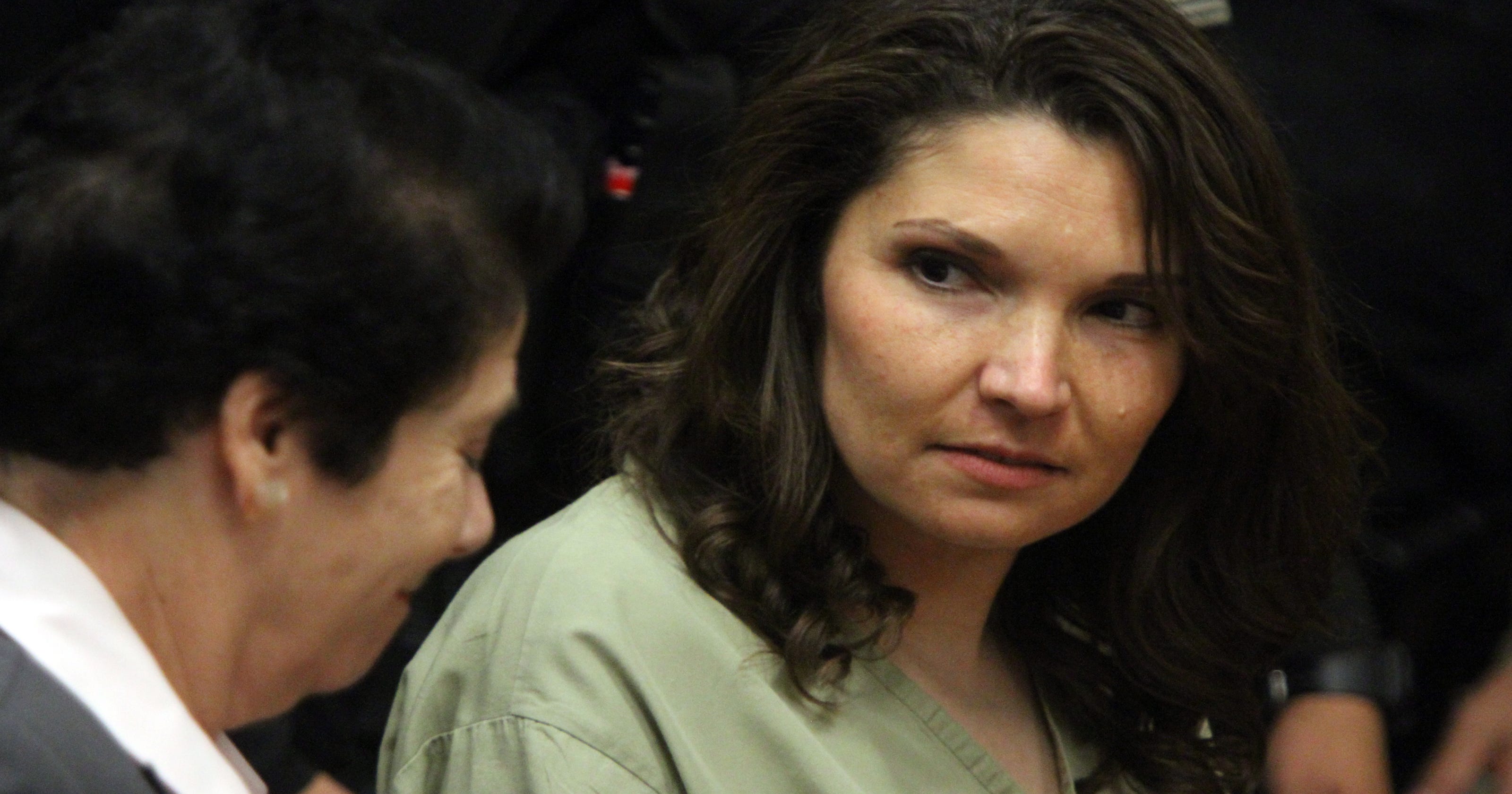 'Suitcase killer' seeks review of evidence
