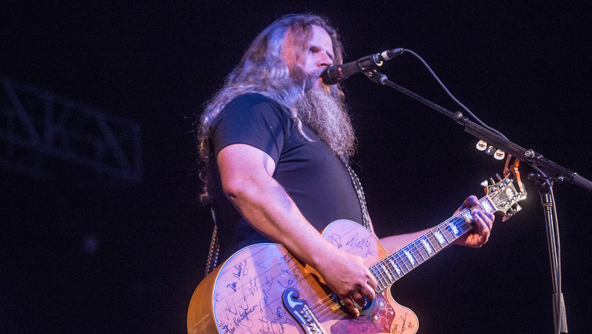 Jamey Johnson S Montgomery Homecoming Concert Ready To Pack