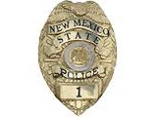 State Police Officer Helps Apply Tourniquet To Man S Severed Leg At Accident Scene