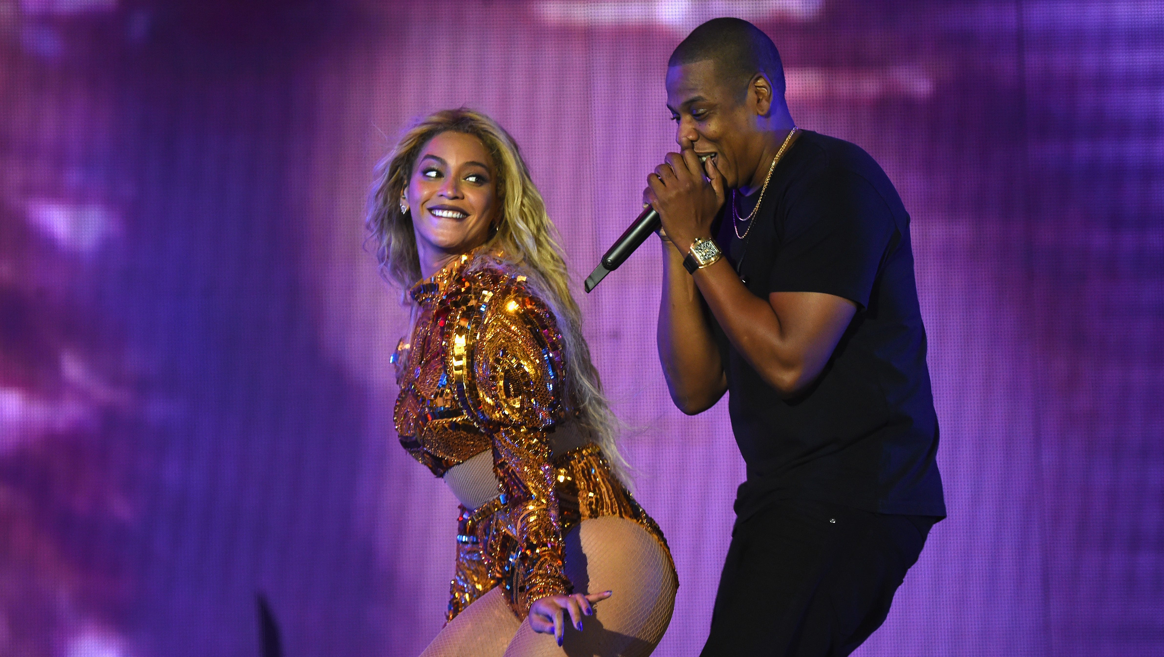 Beyonce Jay Z Tour Dates Posted Prematurely Beyhive Loses Its Mind