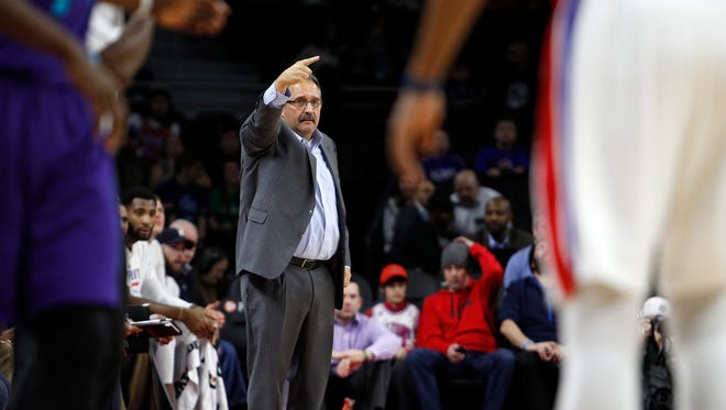 Jan 5, 2017; Auburn Hills, MI, USA; Pistons head coach Stan Van Gundy points out instructions during the first quarter against the Hornets at the Palace.