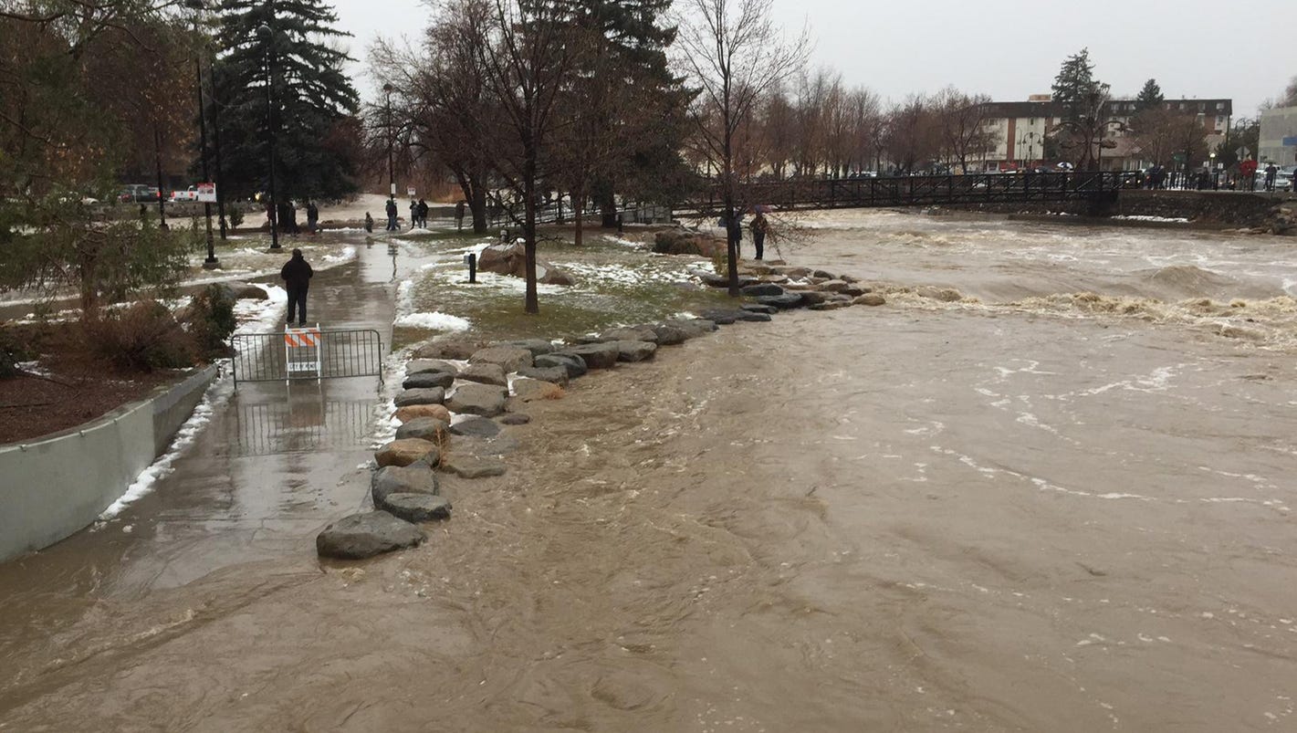 Nevada overwhelmed by flooding; hundreds evacuated
