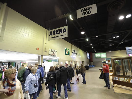 Arena Shopko Hall Need Replacing Study Finds