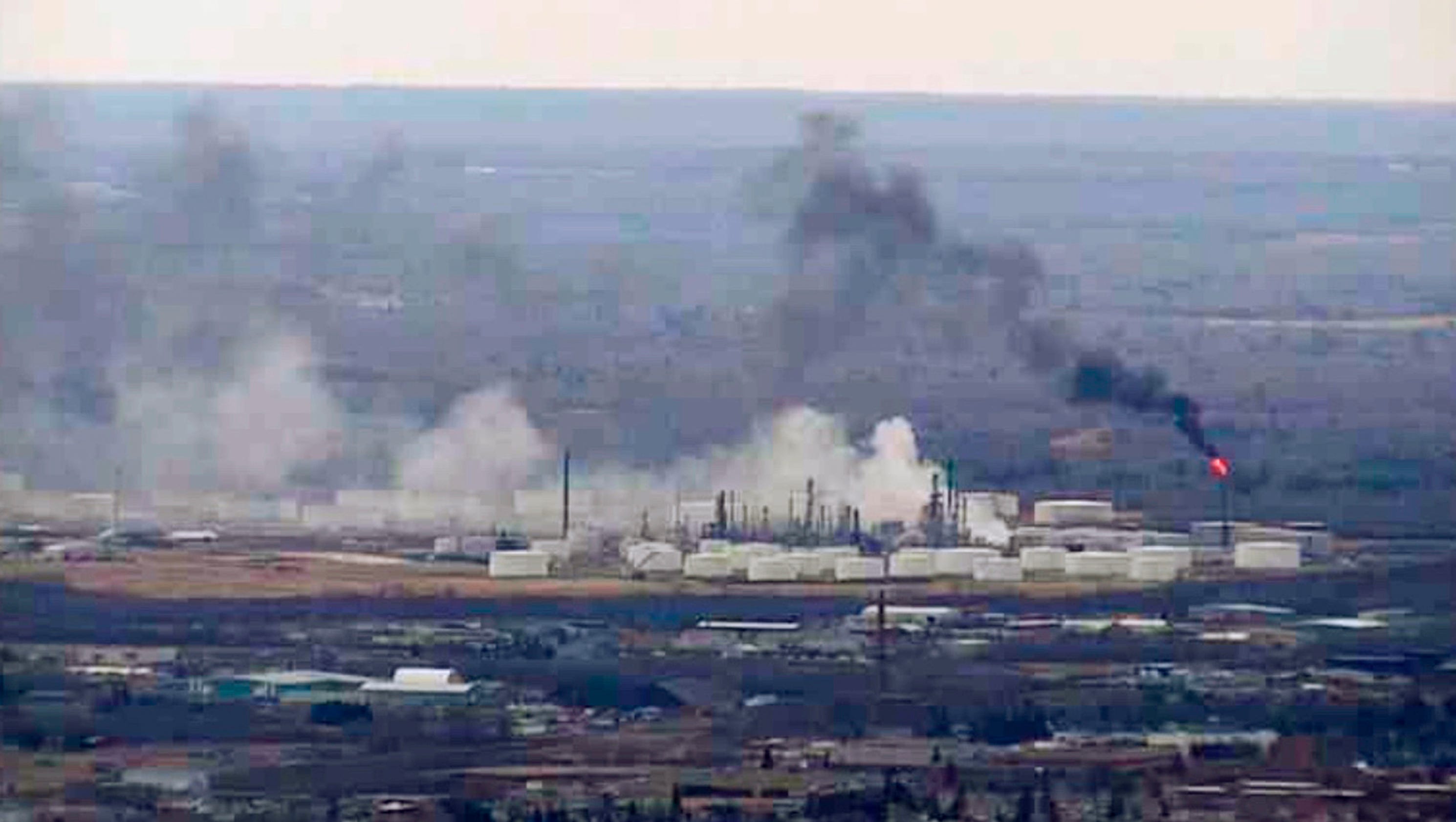 Oil refinery in northern Wisconsin rocked by blast