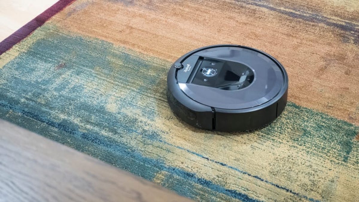 Irobot Roomba I7 Get Our Favorite, Roomba Hardwood Floor Cleaner Reviews