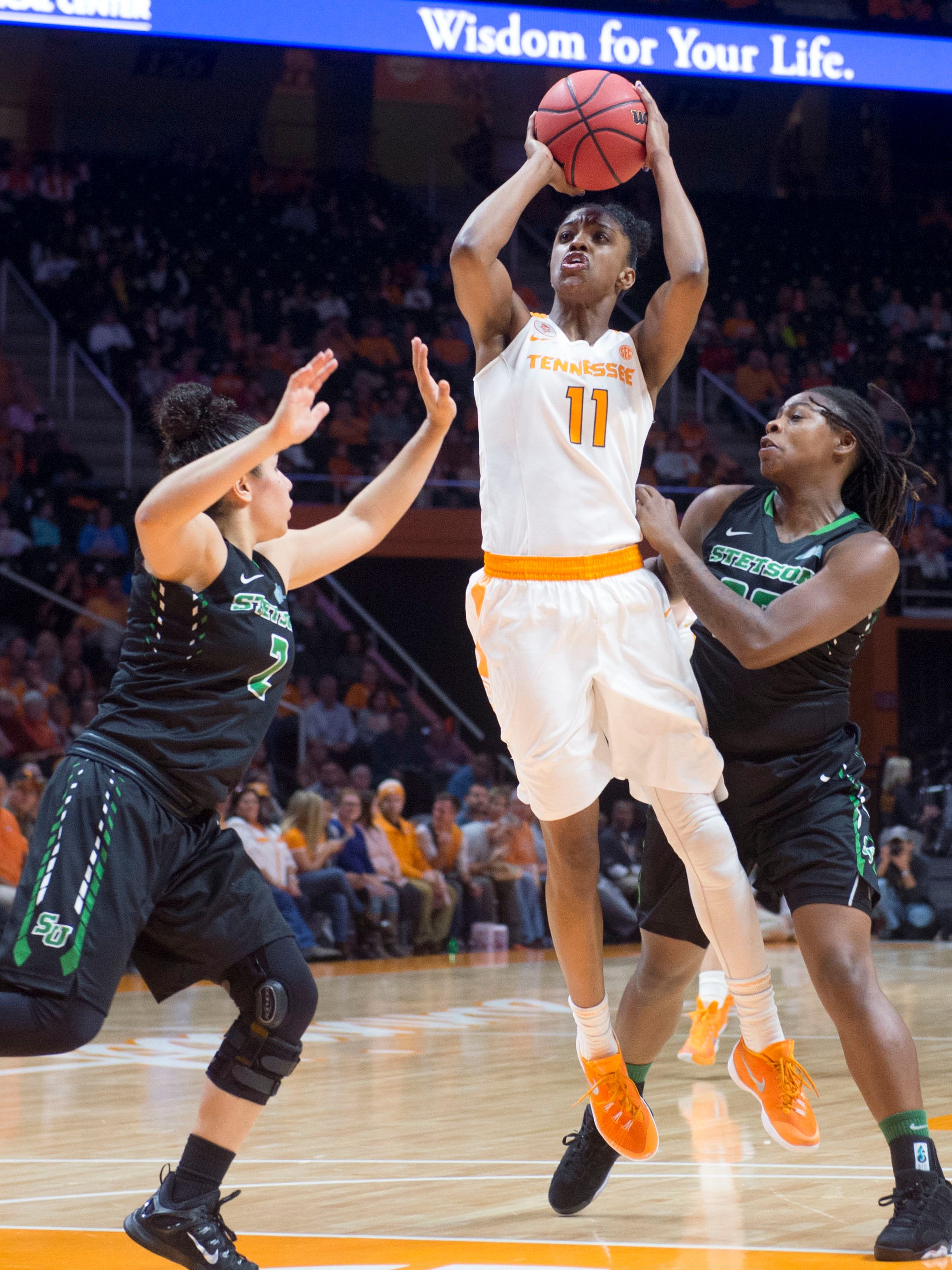 Deshields Scores 30 In Lady Vols Win Over Stetson