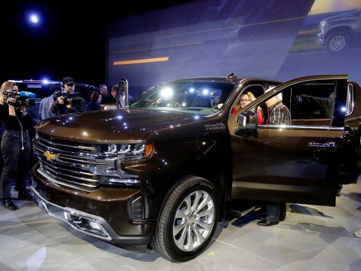 2019 Chevy Silverado 2019 Chevy Silverado On 24s