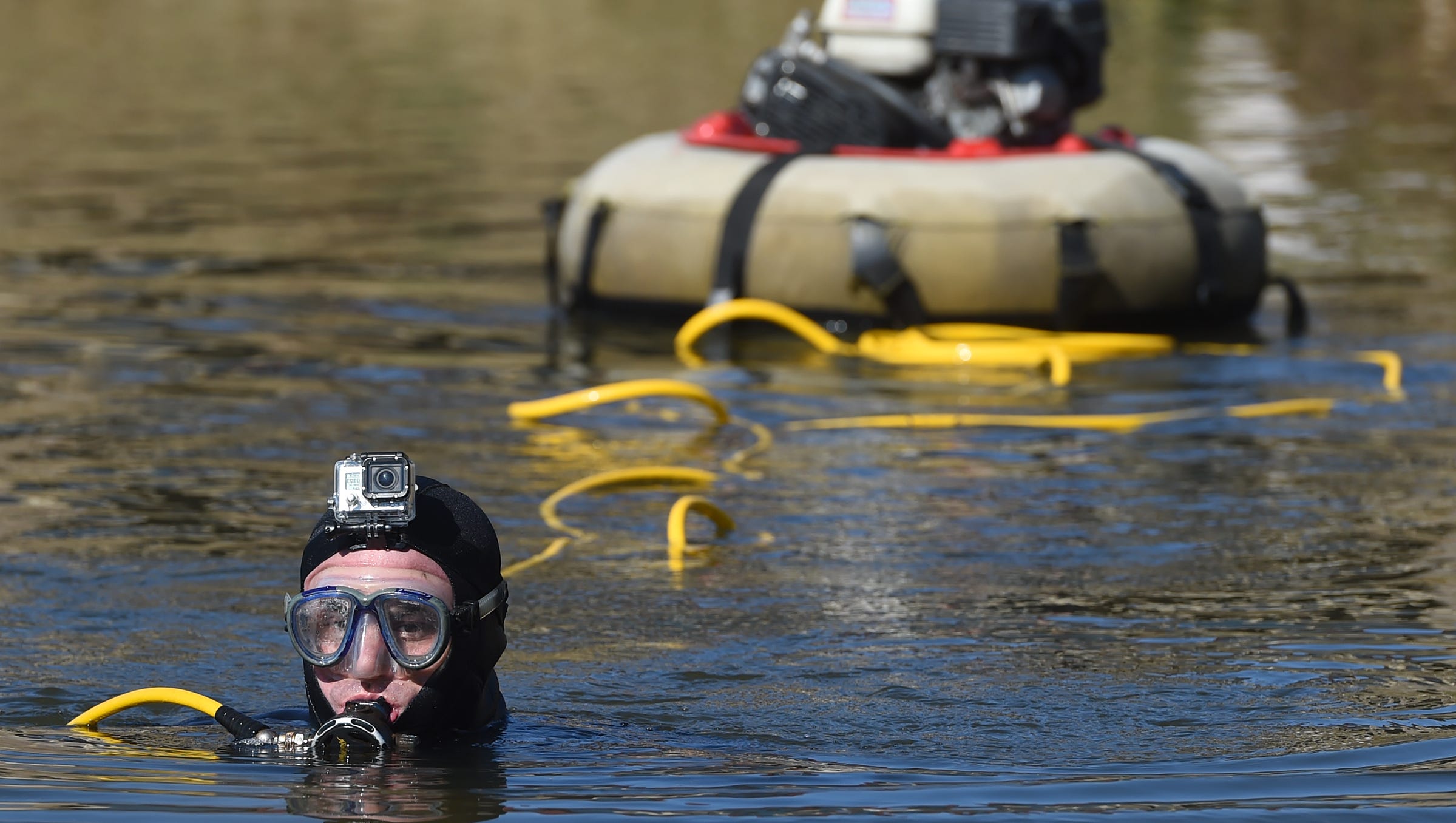 he-dives-for-golf-balls-for-a-living-but-it-s-not-an-easy-or-safe-job