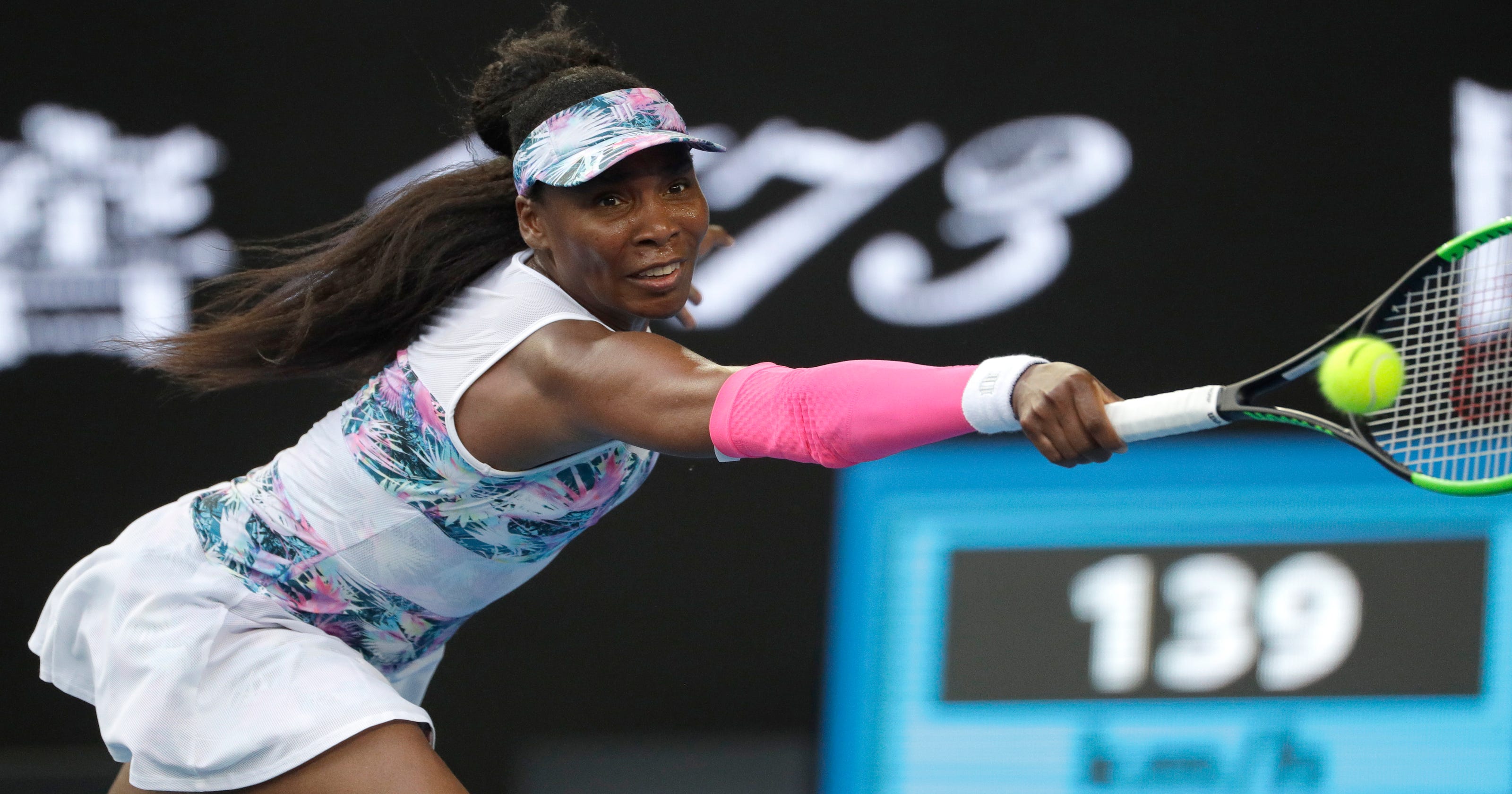 Game from quick exit, Venus Williams wins at Australian Open3200 x 1680