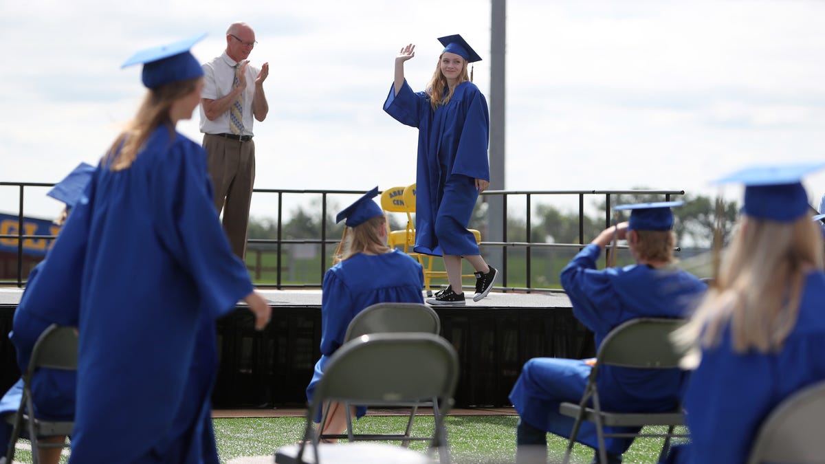 Photo Gallery Aberdeen Central High School graduation celebration
