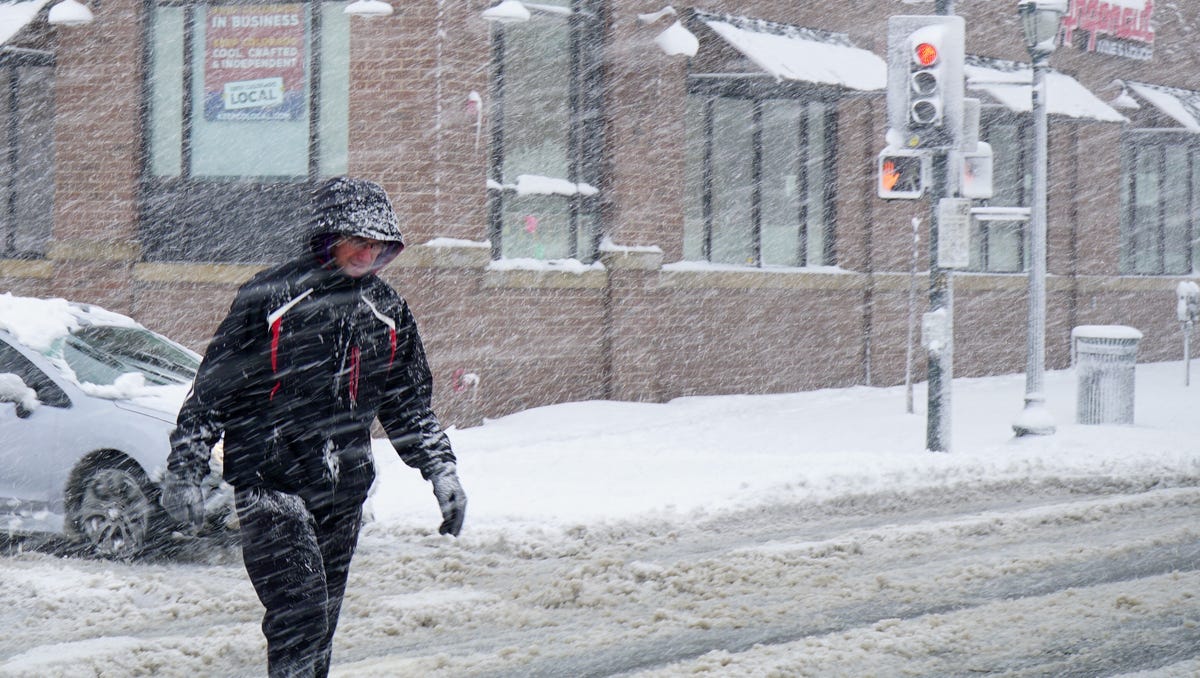 The Denver, Colorado snow forecast says more than a foot is possible