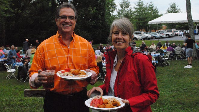 Phillip and Amanda Cantrell, of Franklin at the 2015 BUMC Fish Fry.