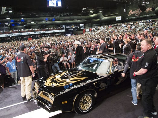 Where can one find a schedule for Barrett Jackson programming?