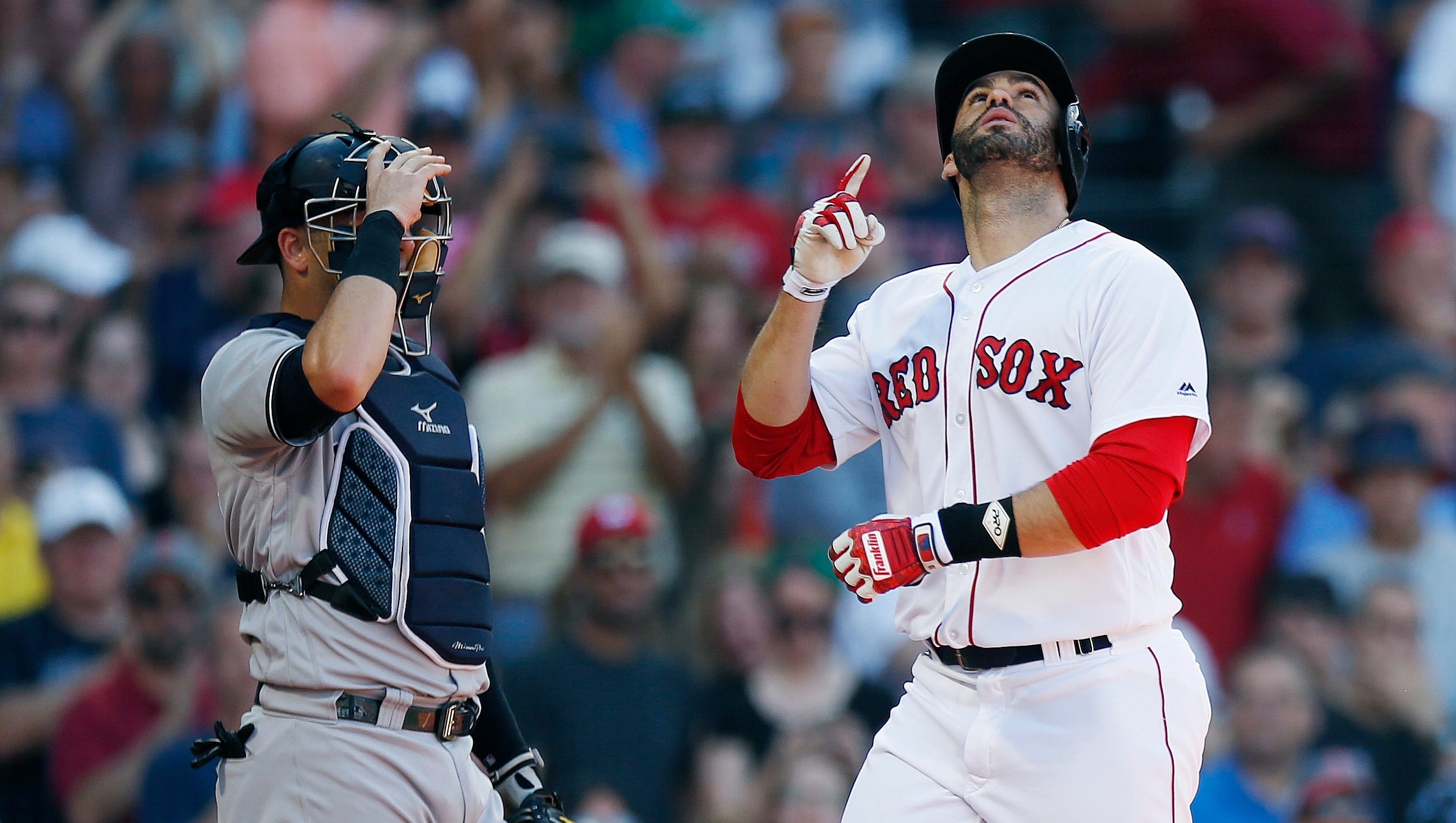 JD Martinez hits three-run home run for Red Sox against Yankees in ALDS.