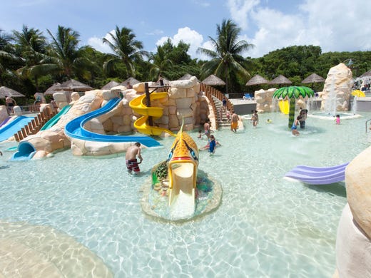 Tsunami At Chinese Water Park Injures 44 After Wave Pool