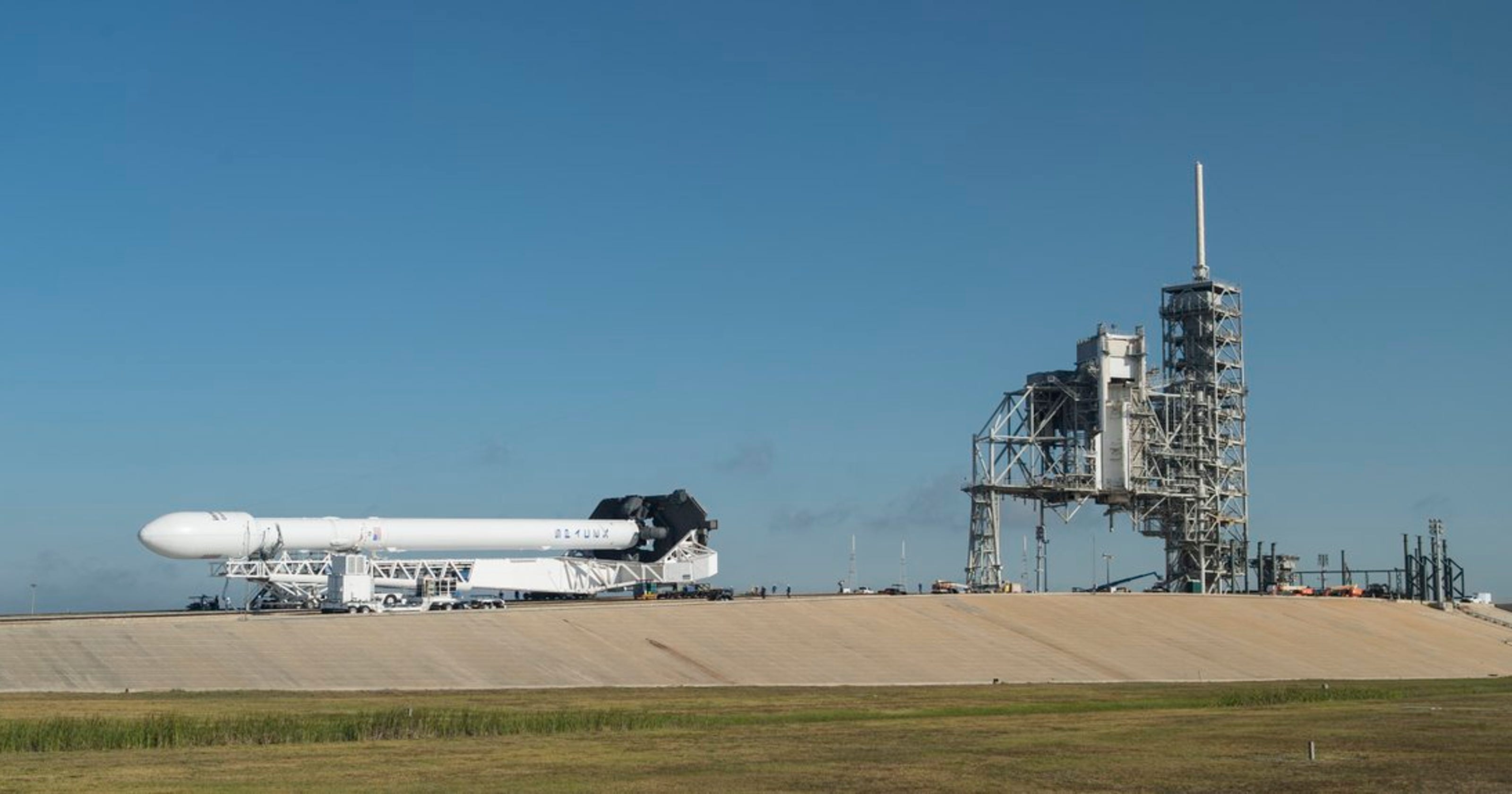 How to watch SpaceX launch from historic pad 39A3200 x 1680