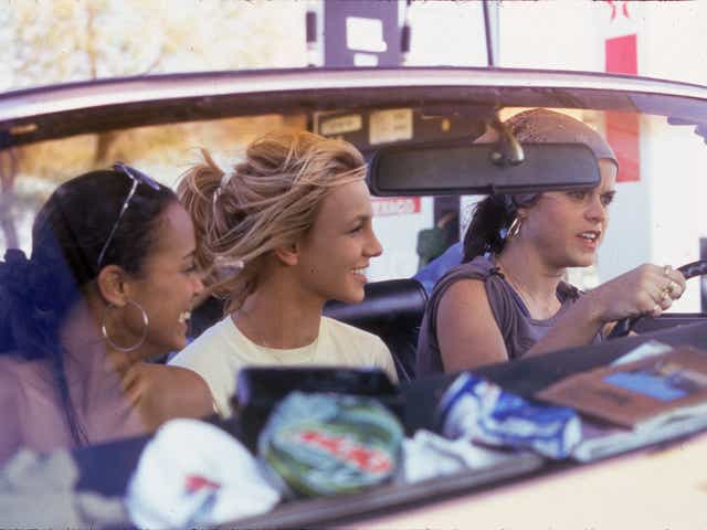 Wait Why Are Britney Spears And Zoe Saldana Friends