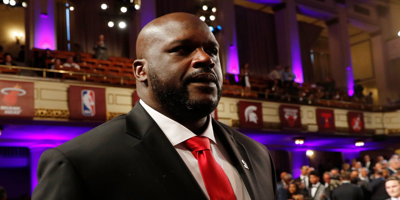 Shaq Warriors Center In Ugly Twitter Feud