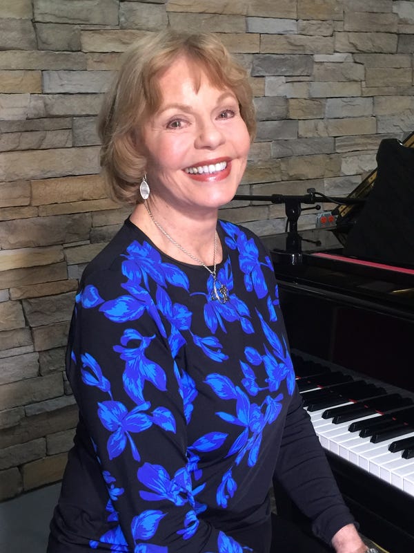 Toni Tennille 2025