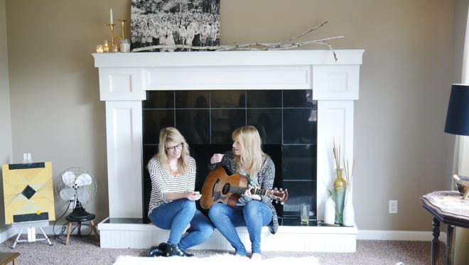 On recent New Year's Days, sisters Michelle Houghton and Jenn Fortner throw a brunch for their female friends. Afterward, they sing a song by indie artists like Chvrches or Father John Misty.