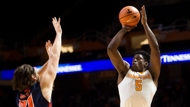 Tennessee forward Admiral Schofield (5) attempts a shot during Tennessee's home exhibition basketball game against Carson-Newman at Thompson-Boling Arena on Thursday, Nov. 2, 2017.