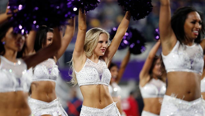 Nfl Cheerleading Is Sexist And Demeaning To Women Reform It