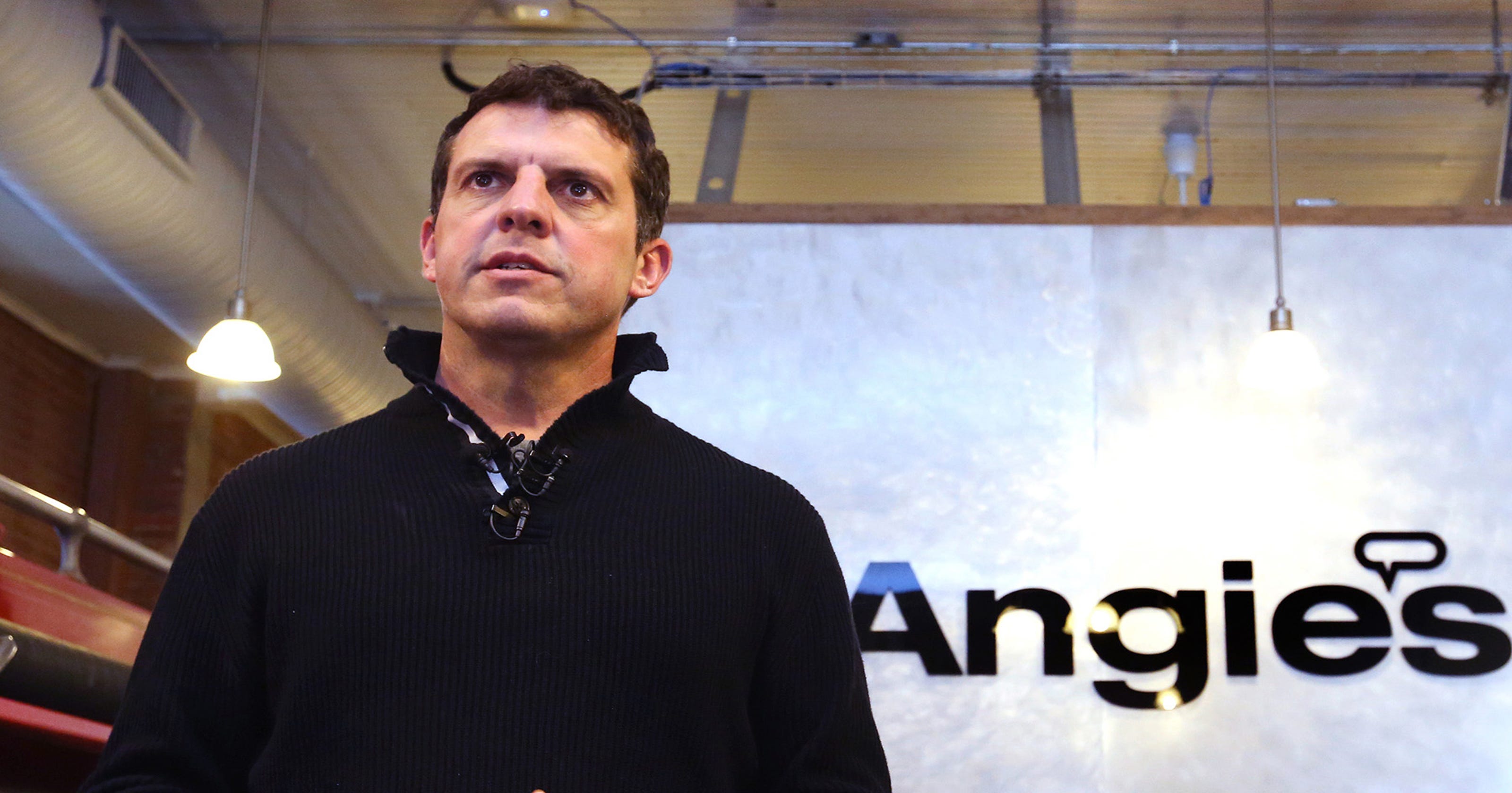 Angie's List CEO Oesterle is stepping down