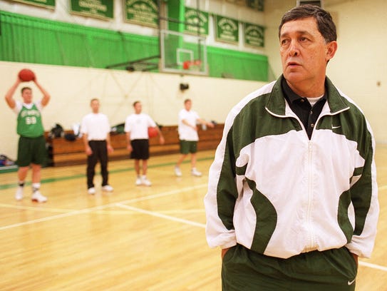 21687 -- LOPEZ
St. Mary's head coach David Lopez (right)