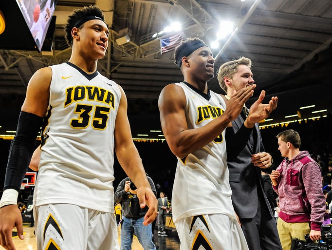 Iowa Hawkeyes forward Cordell Pemsl (35) and forward