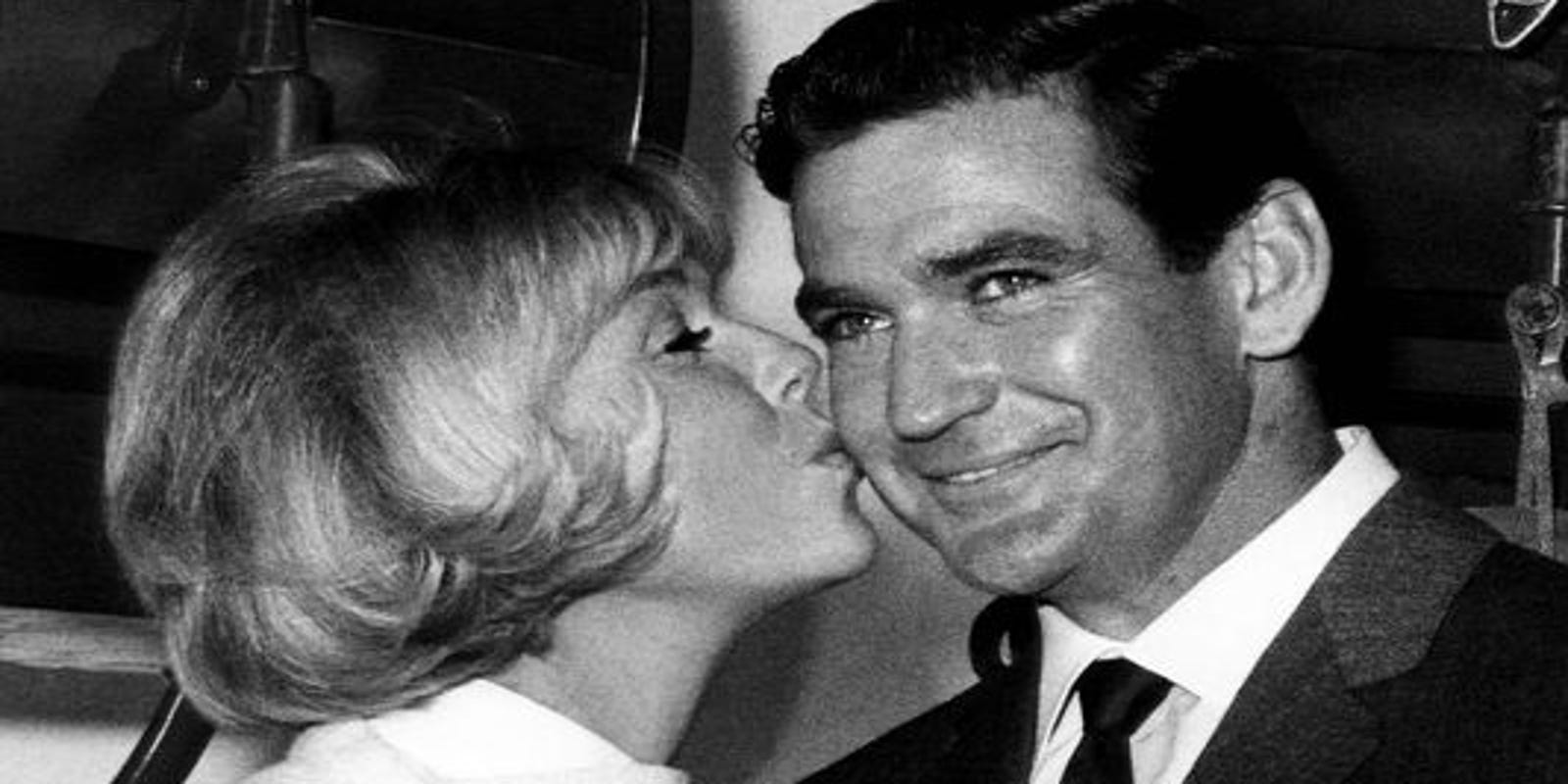 Hispanic Black Celebrity Porn Captions - Actor Rod Taylor dies at 84