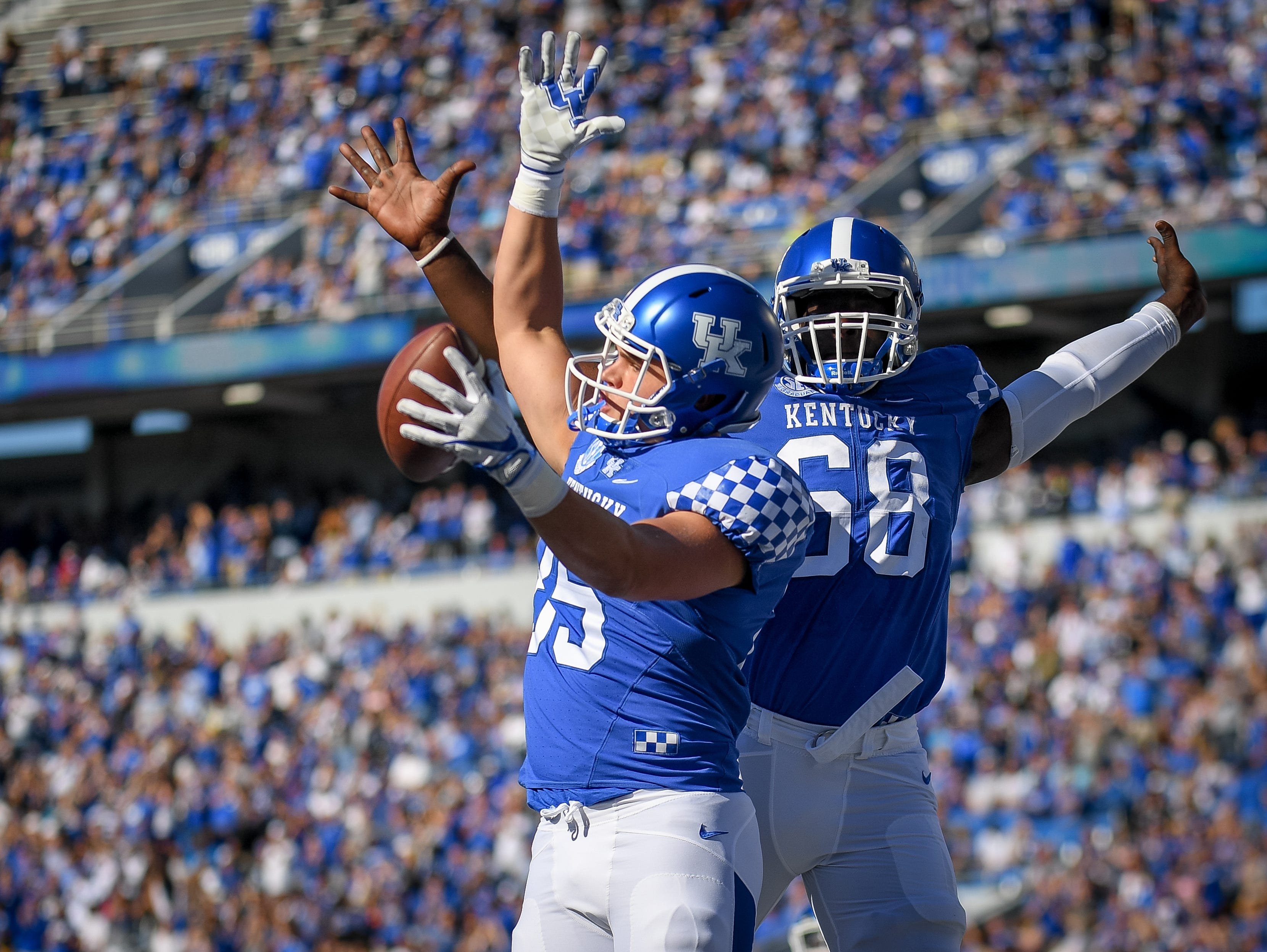 Kentucky football escapes with 24-20 win over Eastern ...