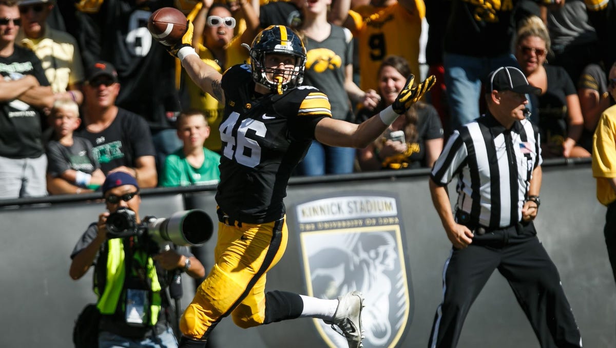 George Kittle Returns To His Roots At Wisconsin George krieger kittle is an american football tight end for the san francisco 49ers of the national football league.