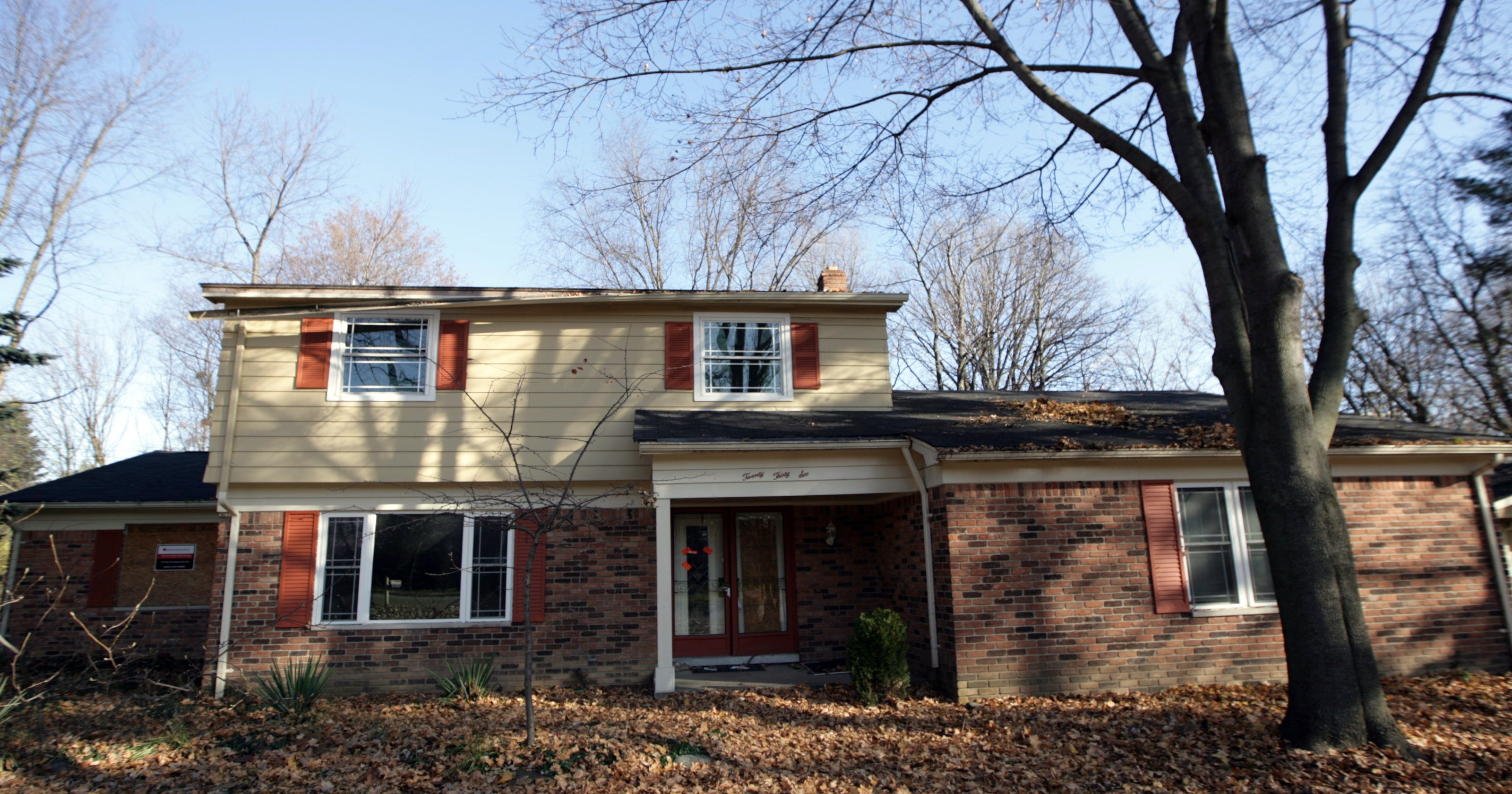 Madonna S Childhood Home In Rochester Hills Is For Sale