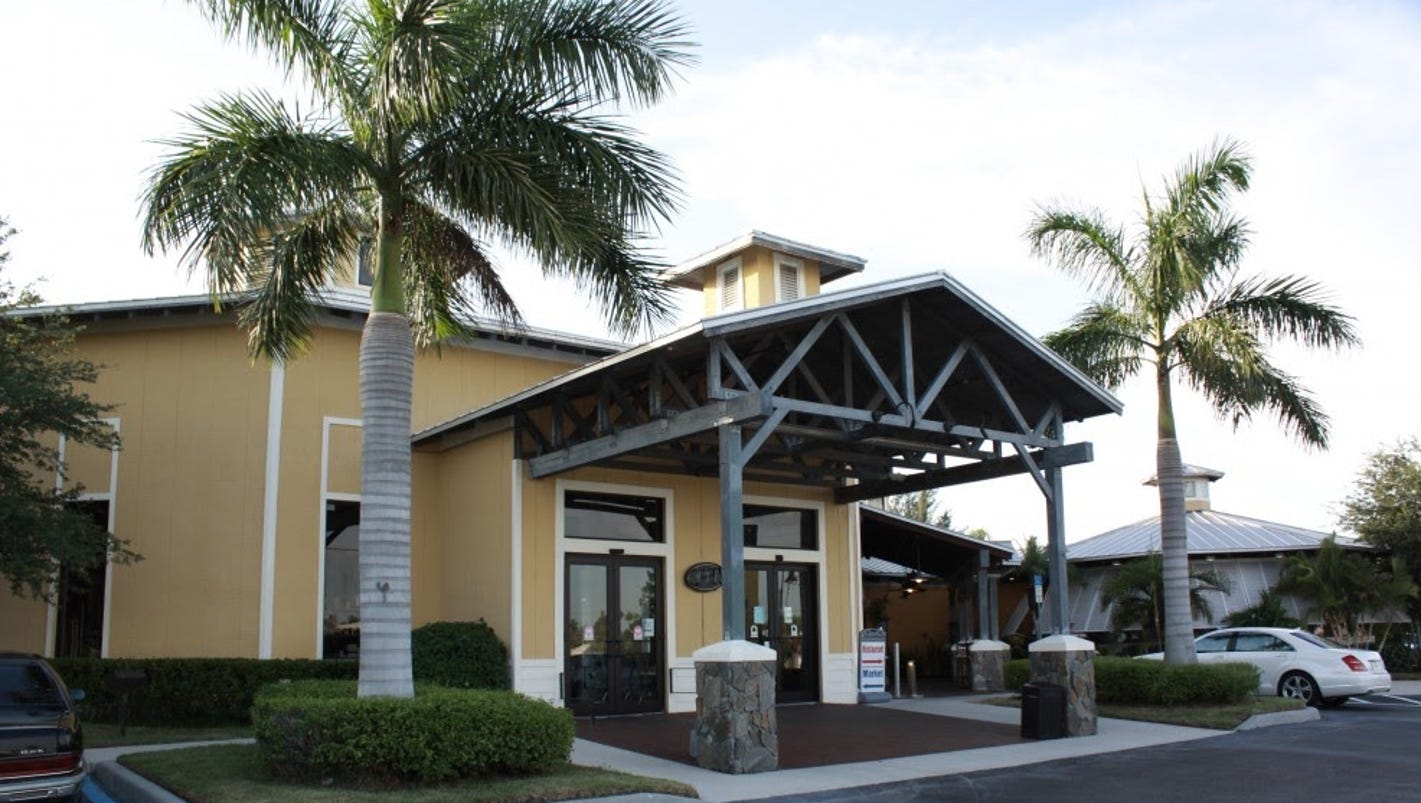 skip one closes on san carlos blvd fort myers beach skip one closes on san carlos blvd fort myers beach
