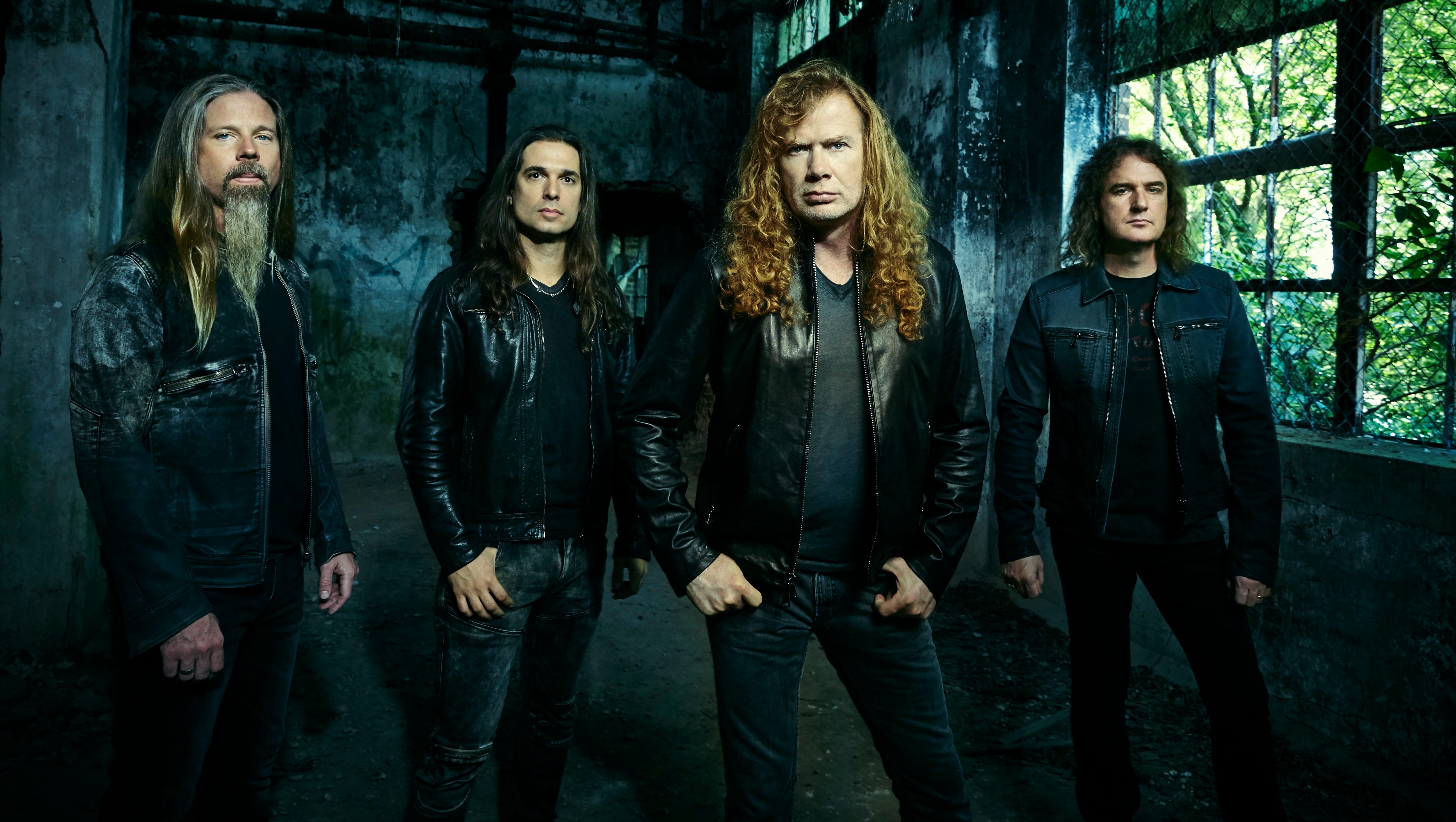 megadeth moves forward with old sound new members