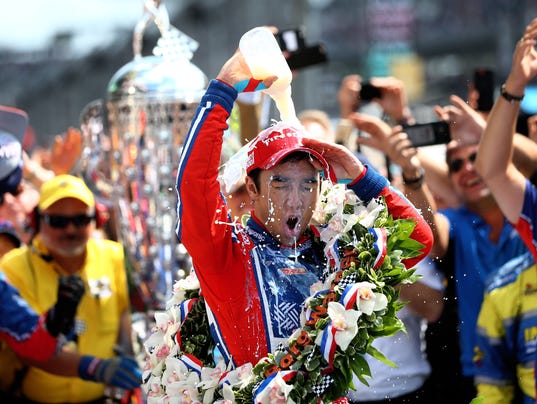 5-28-17-takuma sato-victory