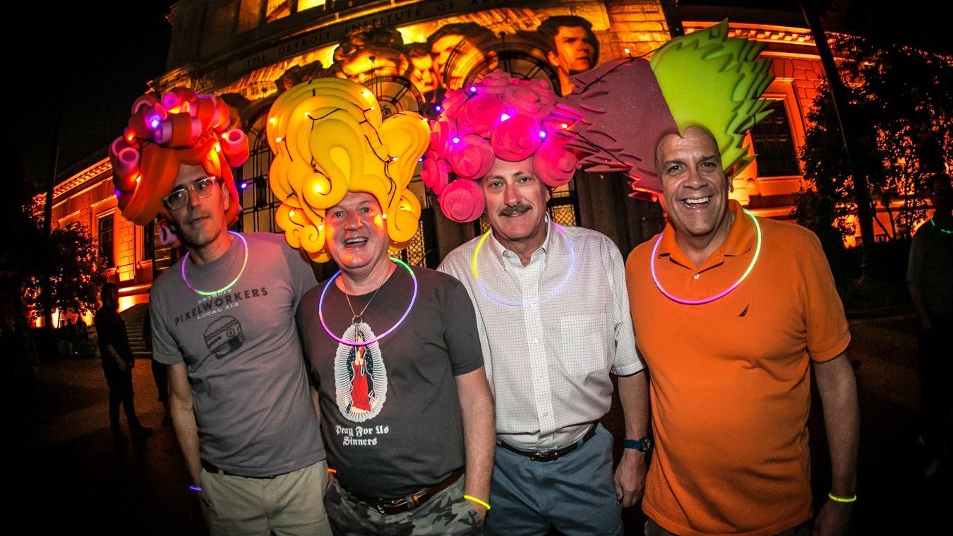 Photos Did you get flashed?