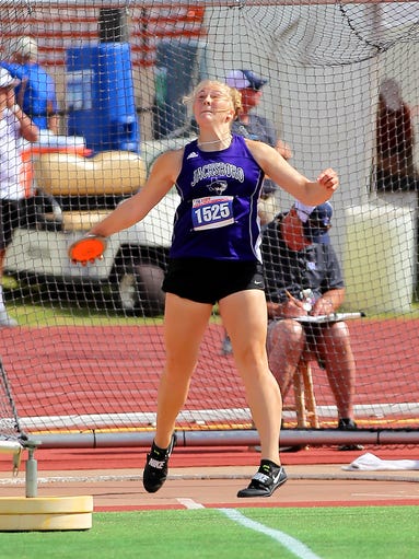 Baylee Thompson of Jacksboro finishes in second with