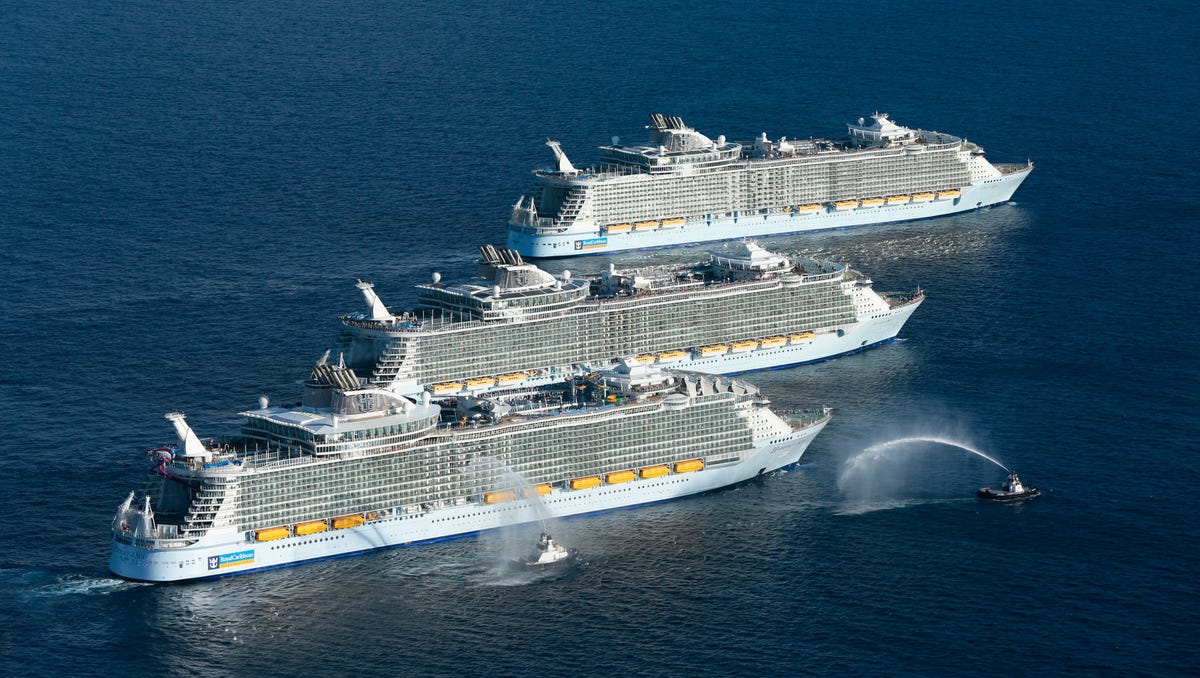 Photos: World's largest cruise ships in historic meetup