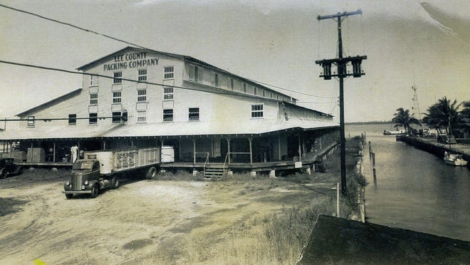 
Fort Myers’ packinghouse on the Caloosahatchee, reputed to be the biggest in the world, was where tons of local produce began the journey to the rest of the nation.
