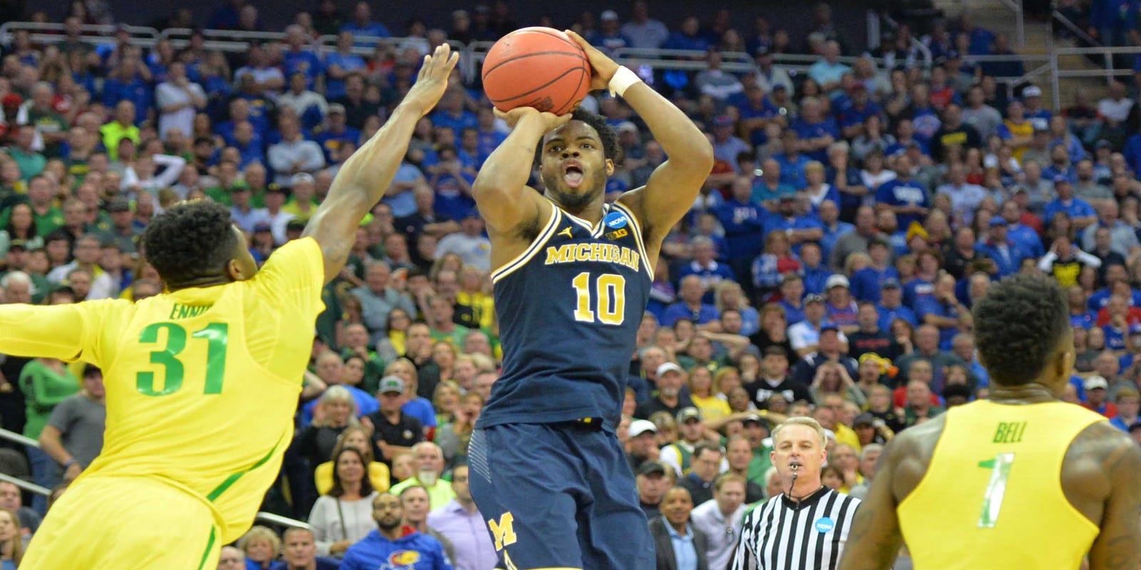 Ex Michigan Star Derrick Walton Jr Signs Two Way Deal With Miami Heat