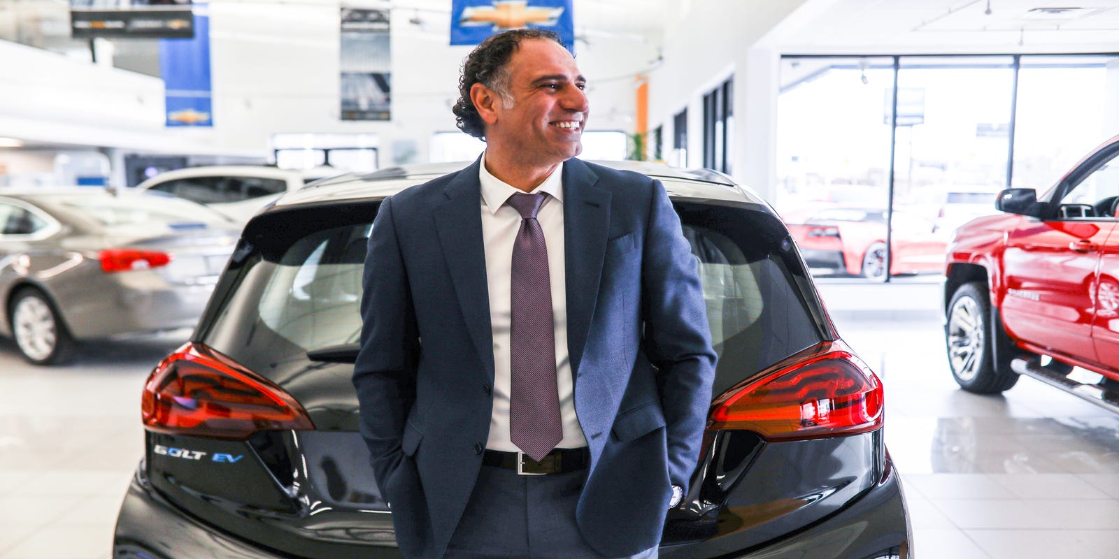 Record Breaking Car Salesman I Learned How From Joe Girard S Book