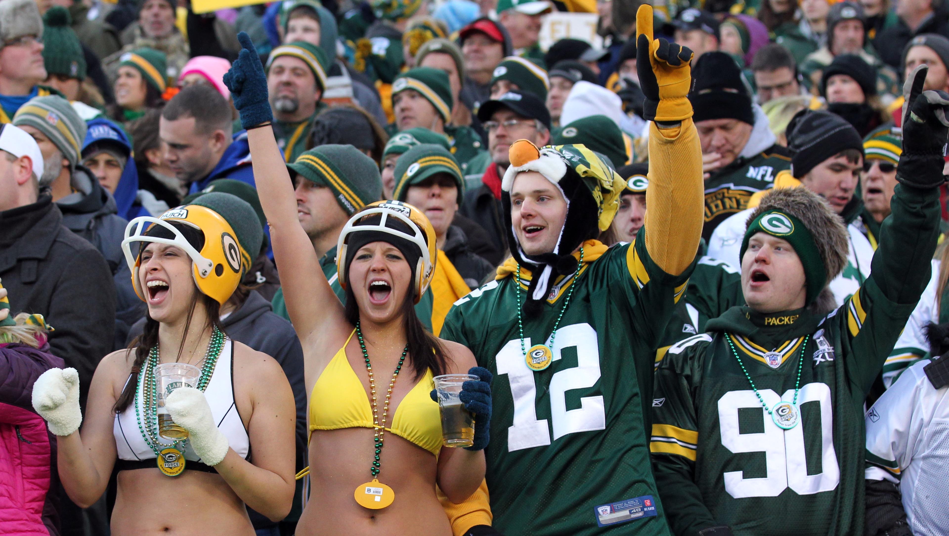 fanatical football fans