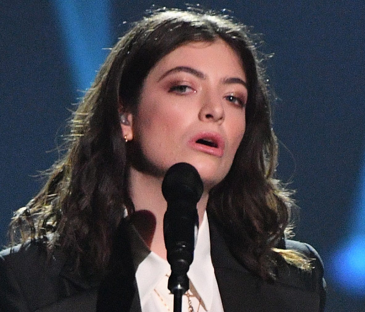 Lorde was one of many female artists who walked home empty-handed after Sunday's Grammy Awards.