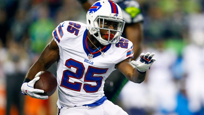 Buffalo Bills running back LeSean McCoy (25) rushes against the Seattle Seahawks during the first quarter at CenturyLink Field. Mandatory Credit: Joe Nicholson-USA TODAY Sports