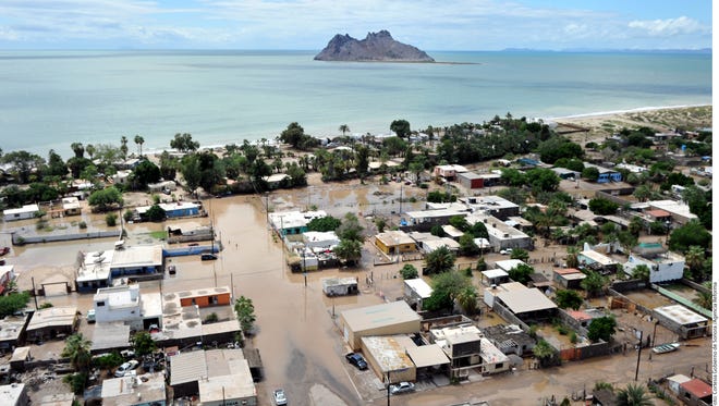The town of Bahía de Kino in the municipality of Hermosillo is known for seafood.