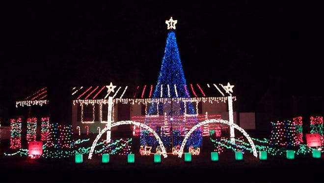 Christmas Light Installation Arden Hills MN