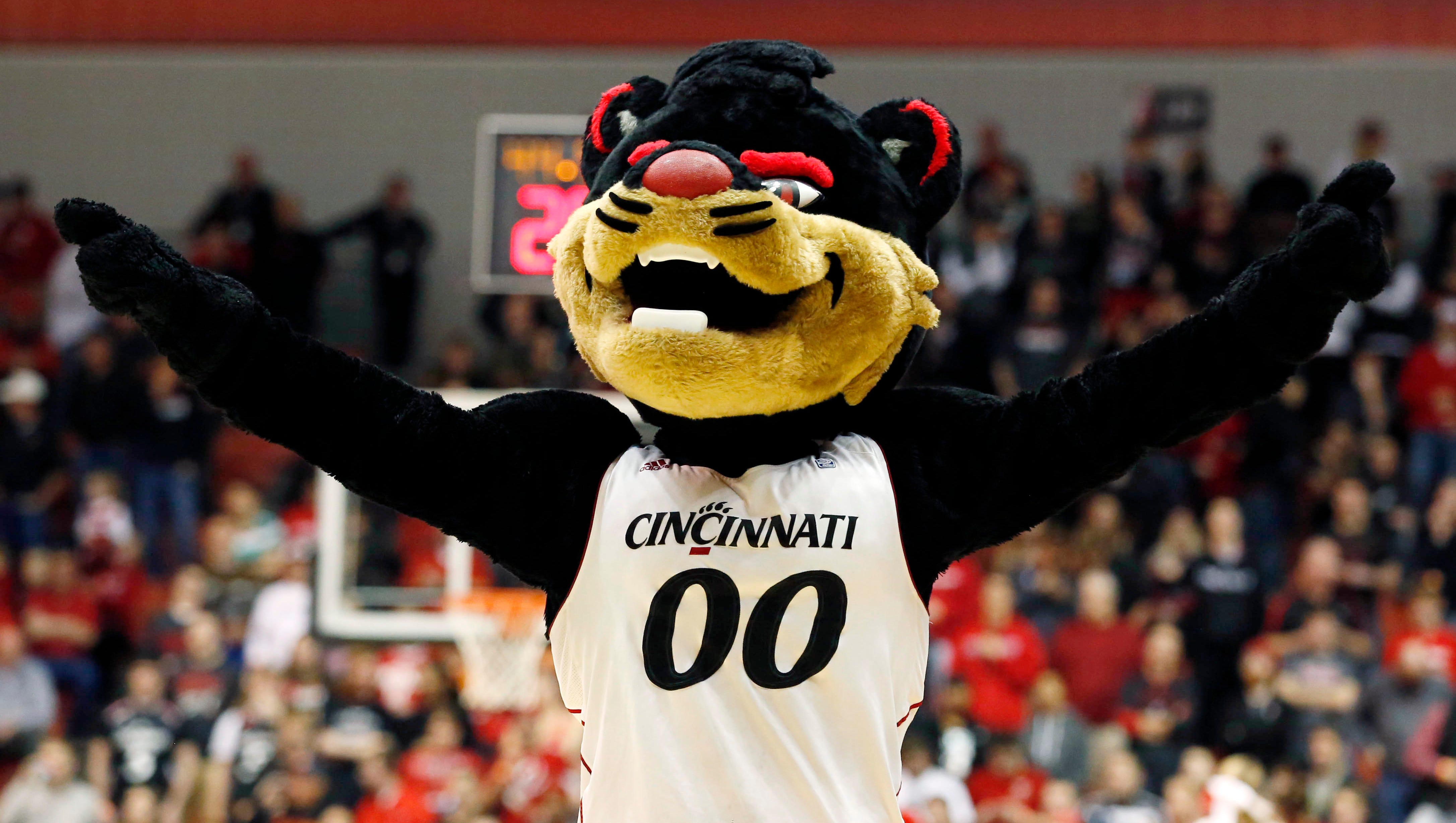 Top 100 Recruit Riane Burton Commits To Uc Coach Michelle Clark Heard