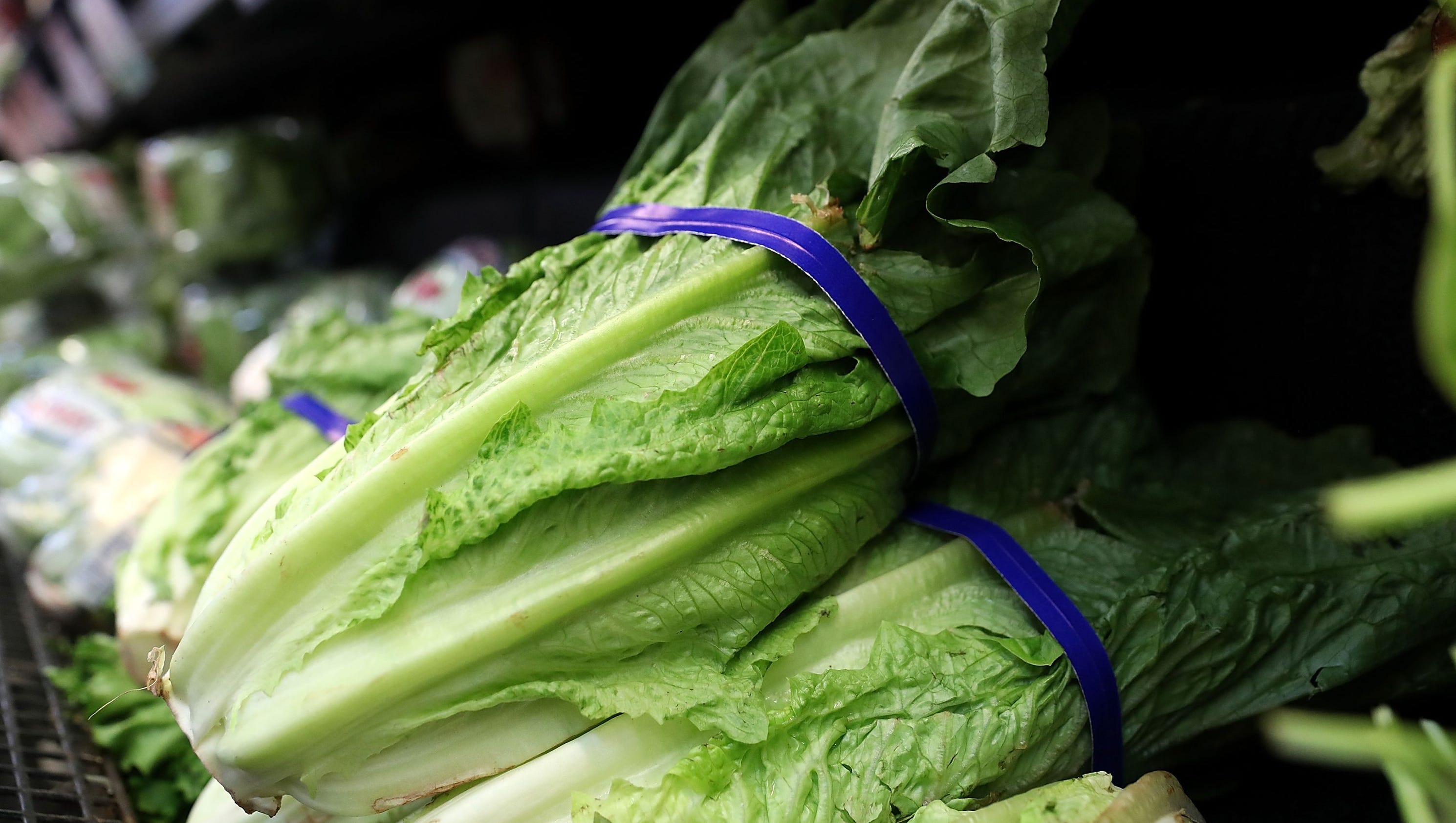 E. coli outbreak tied to romaine lettuce kills 1 in California, expands to 25 states